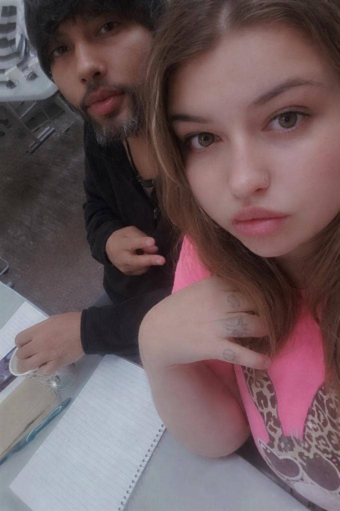 Couple looking for roomate