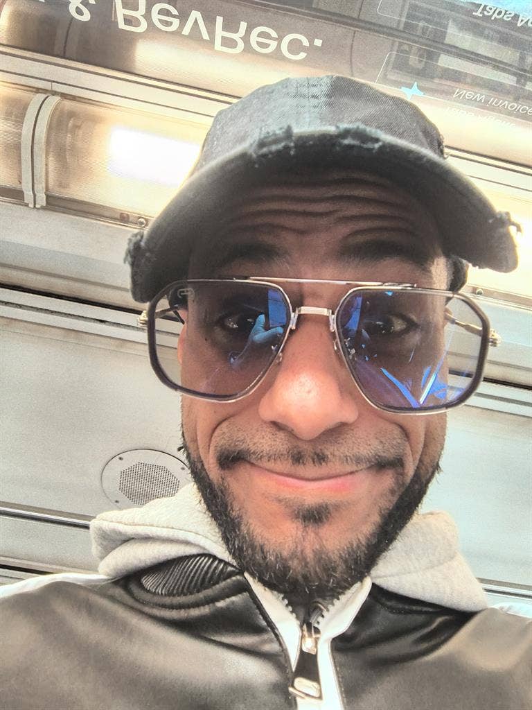 Single male looking for room