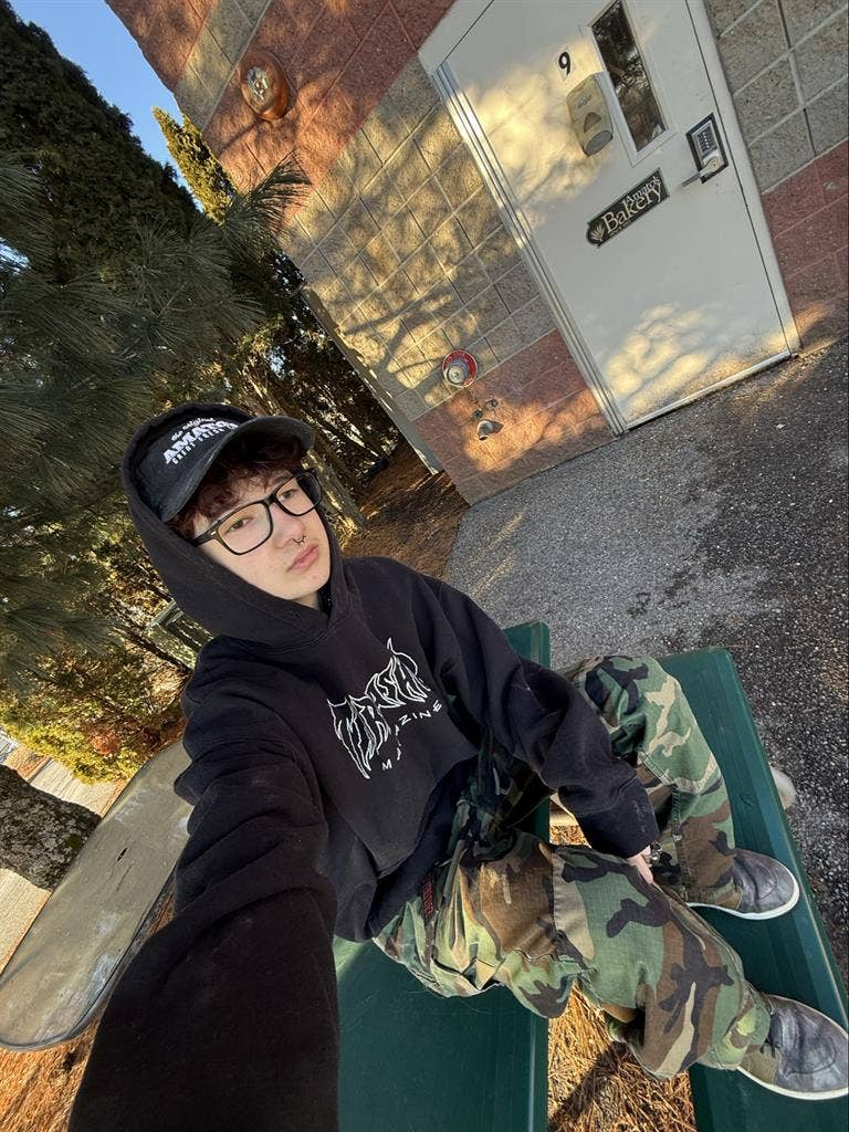 Quiet 19yo Looking for Room to rent