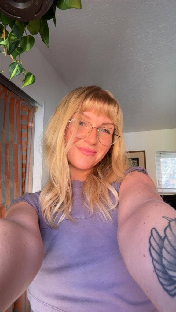 Single mom looking for two rooms