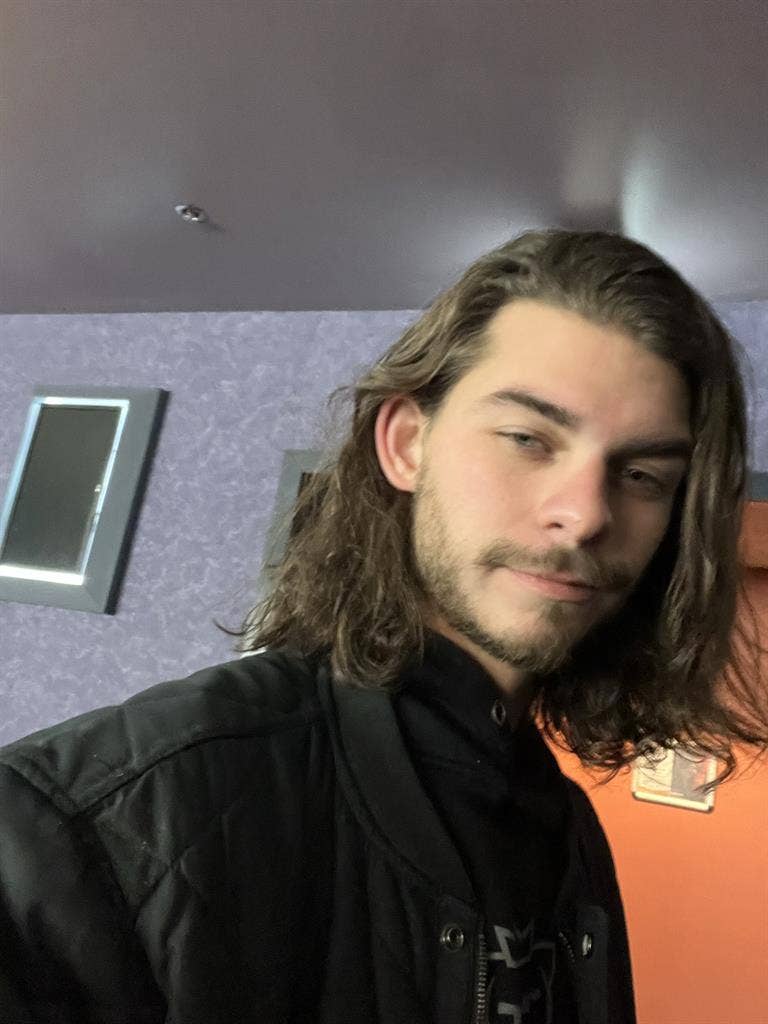 looking for a room asap (april 1