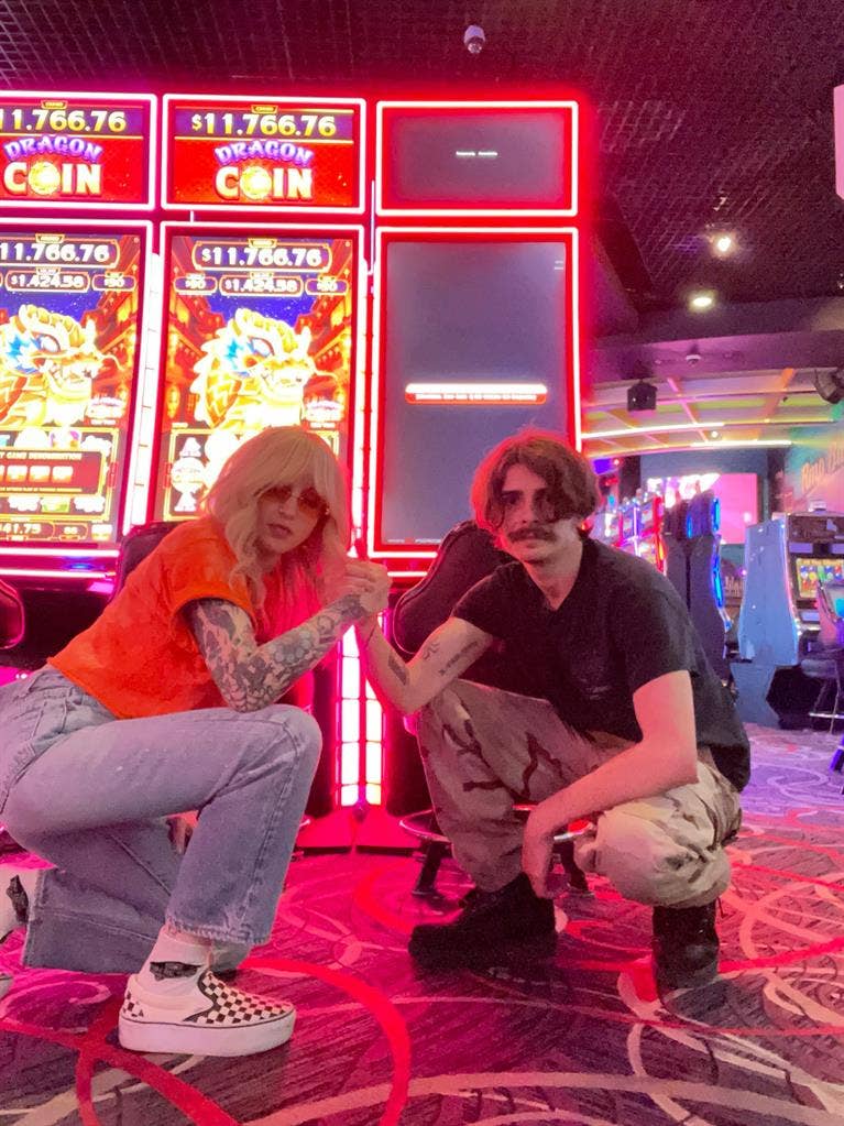 ISO Room For Rent Inside 610-Loop