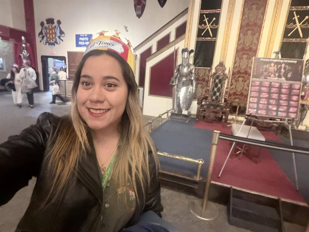 Quiet female seeking a room