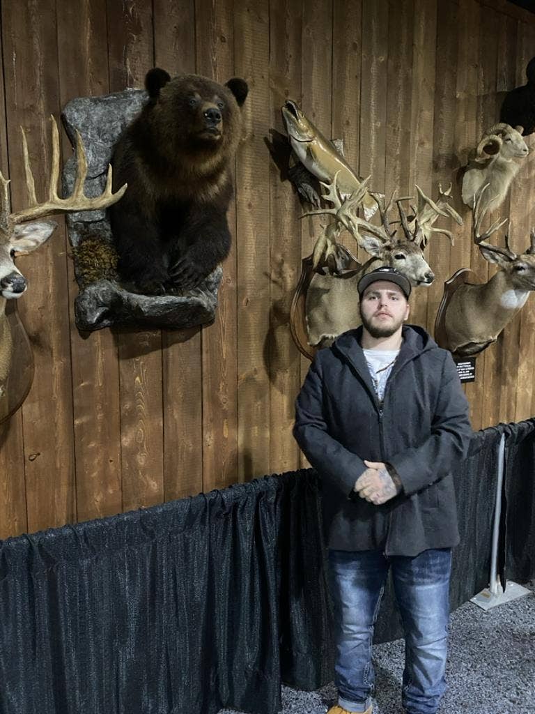 Looking for a room to rent!!?