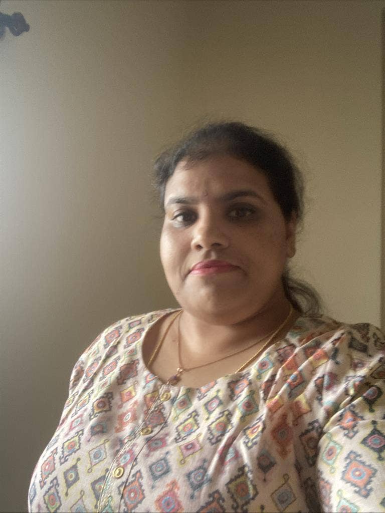 Working professional seeking room