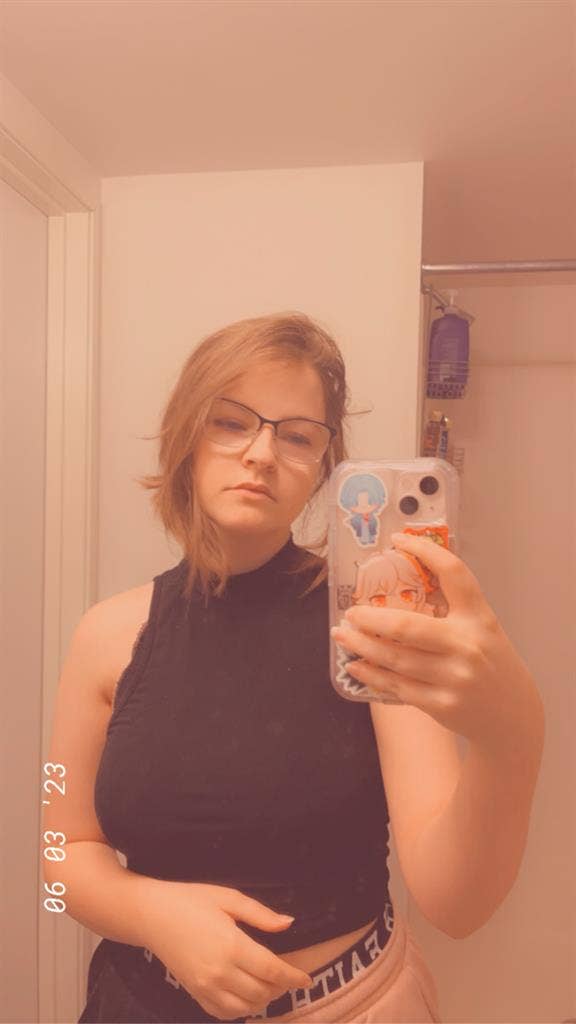 Looking for a roommate/roomm