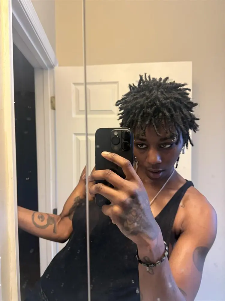 looking for a bedroom with bath