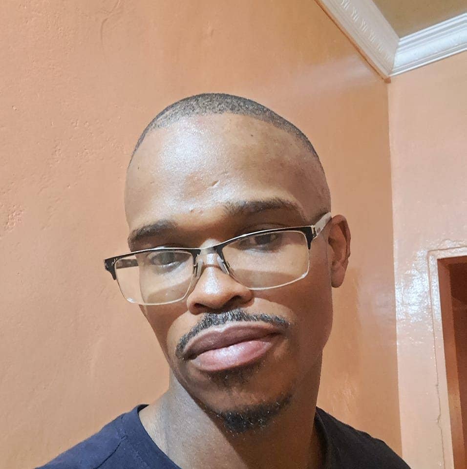 Looking for Room -Southern Suburbs.