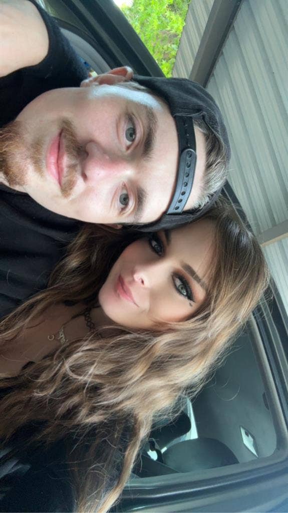 Couple looking for a room to rent