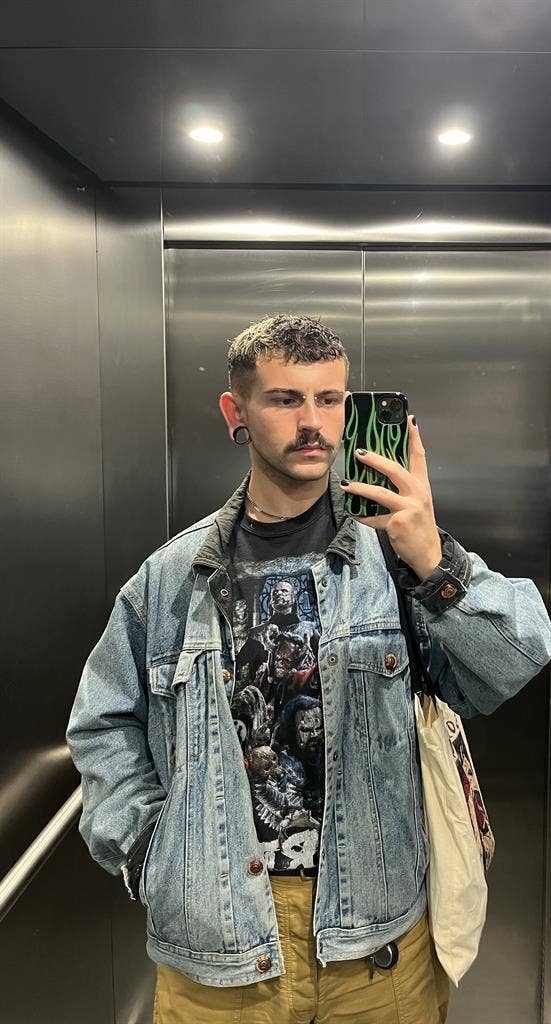 Looking for room in/near Bromley
