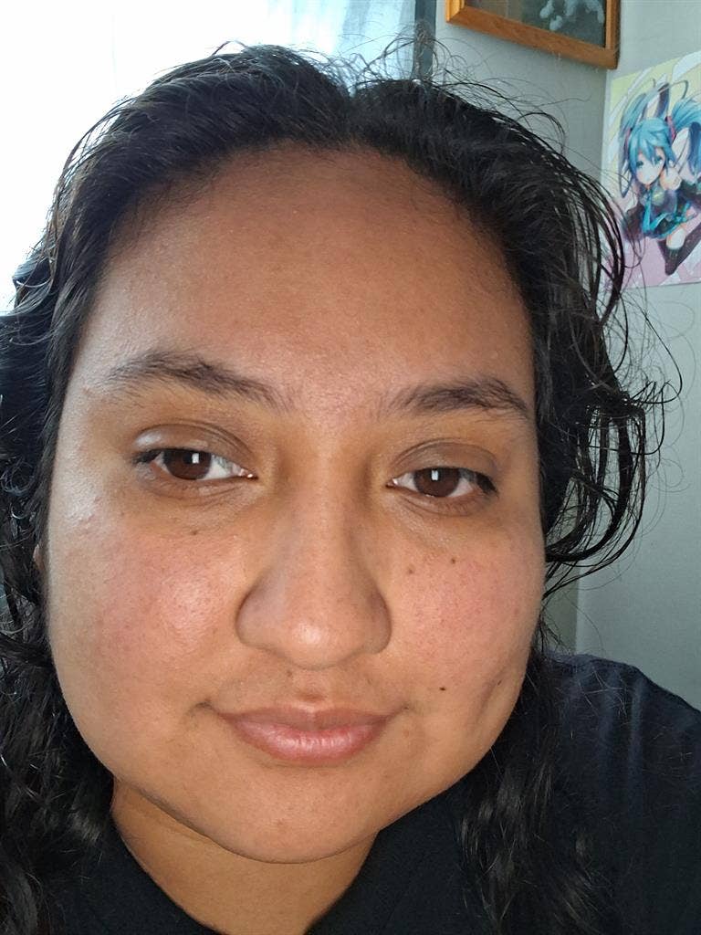 Looking 4 roomate/s