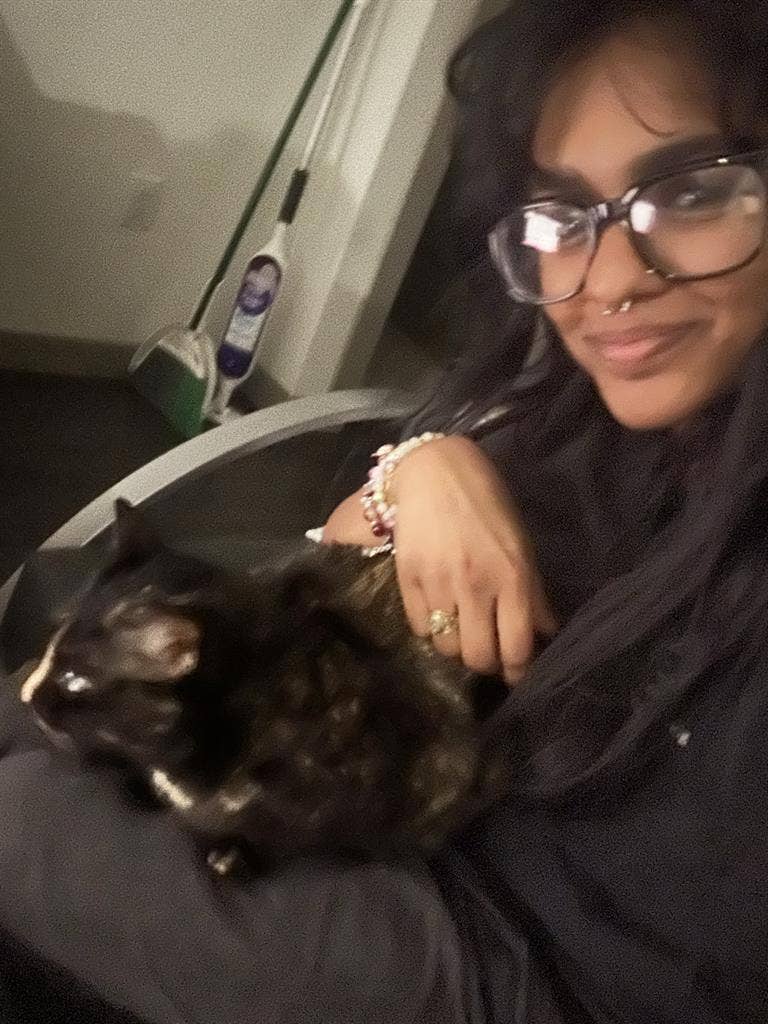 ISO early 20s female roommate