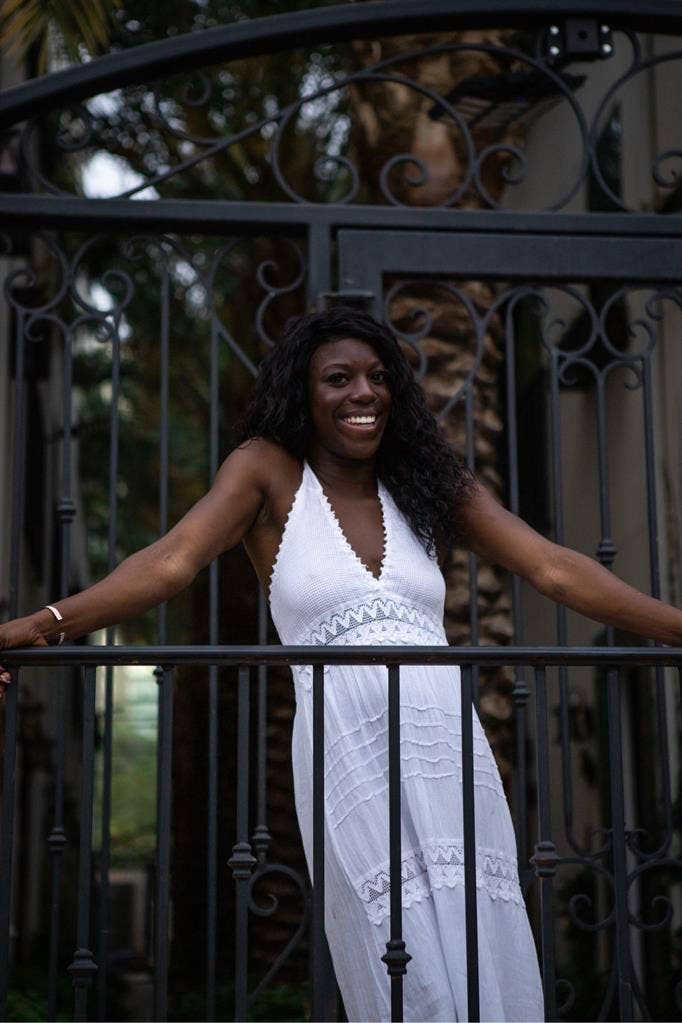 Looking for female roommate