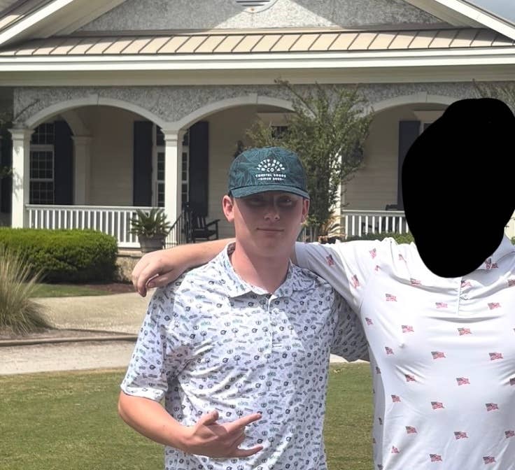 Looking for Male Roommate