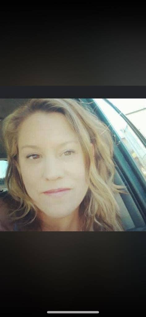 Clean quiet single female
