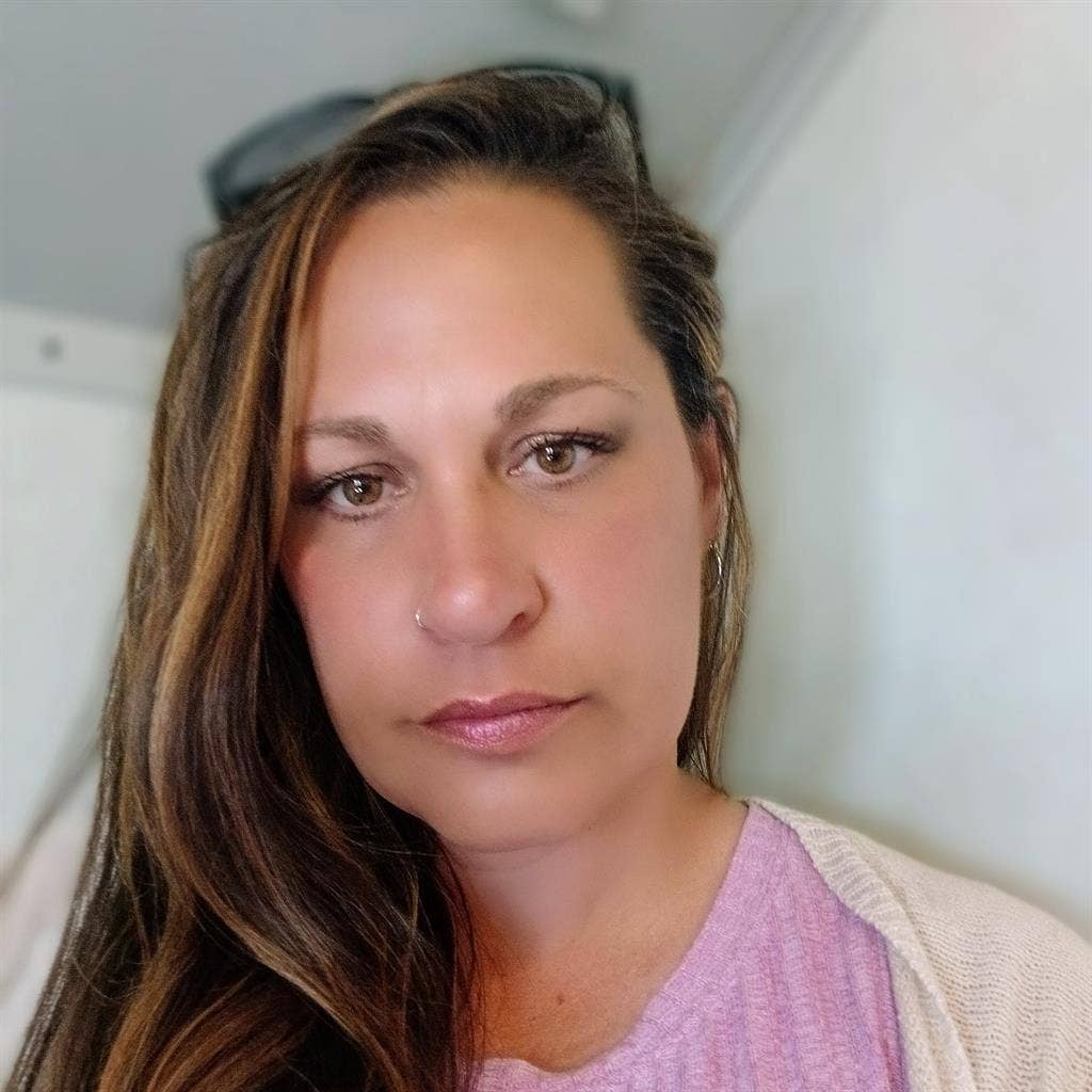 I'm 48, female, with 2 attachments.