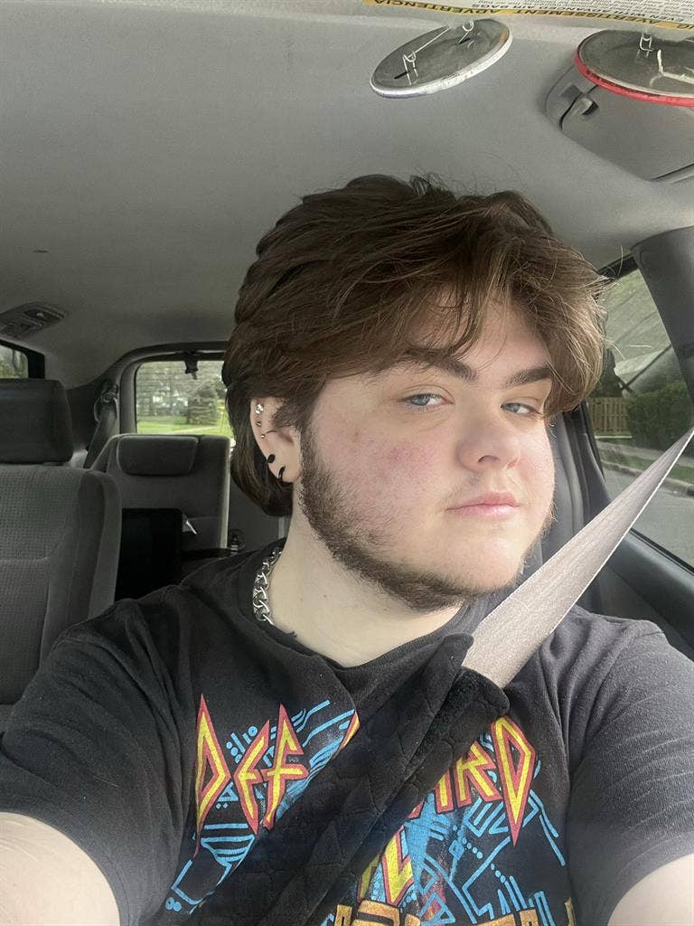Looking for Roommate Cleveland Area