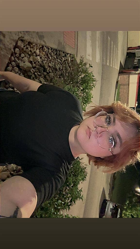 Finn (18, Female)