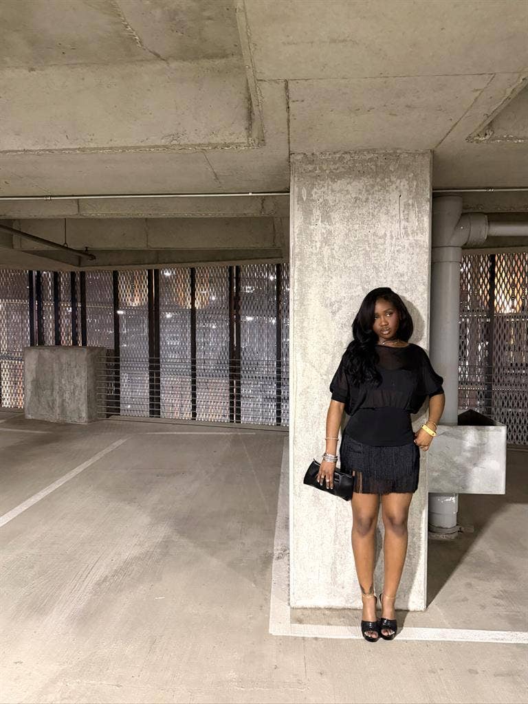 looking for roommates