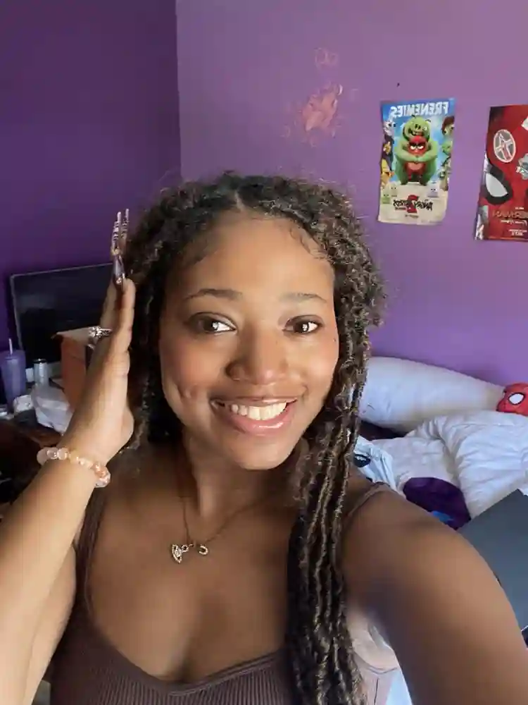 Looking for Roommate in Akron