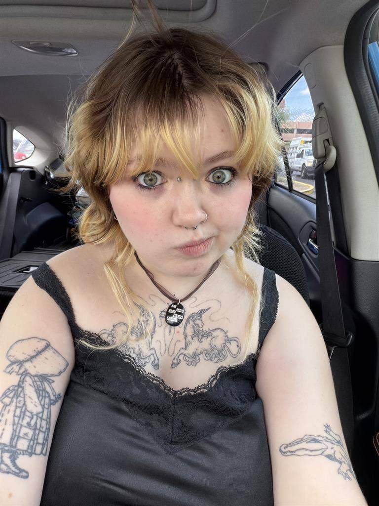21 Year Old Femme Moving ASAP!