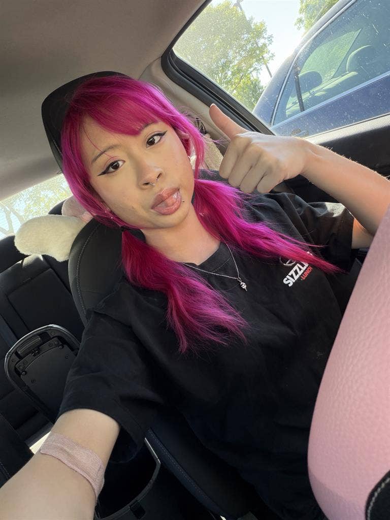 Looking for a Roommate:3