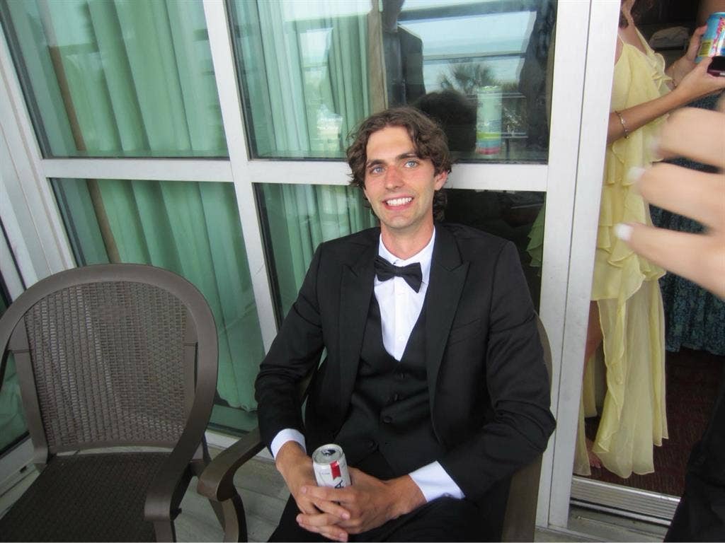 Looking for Roommate