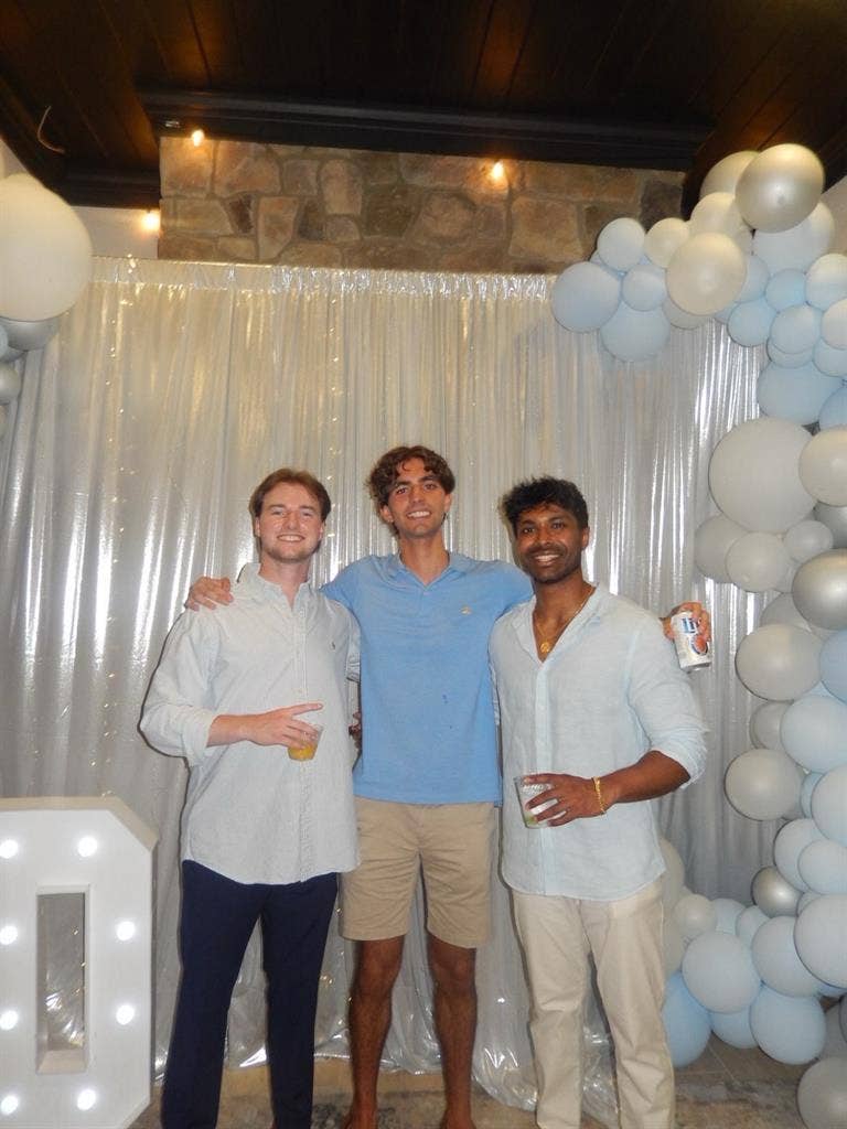 Looking for Roommate