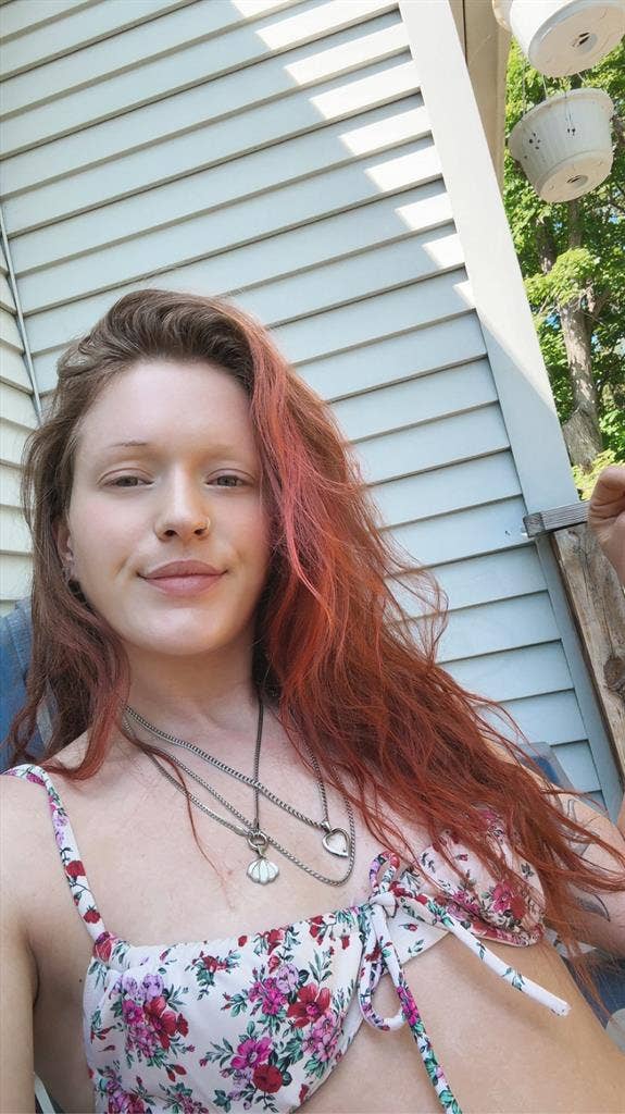 31 yr old female looking for room