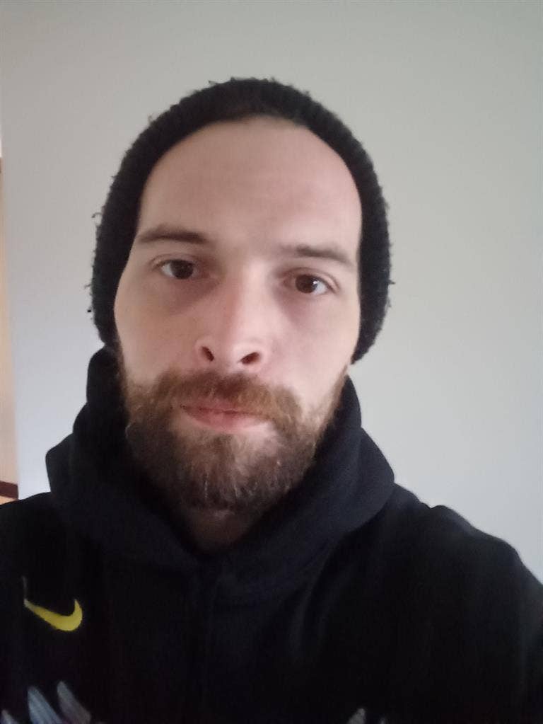 Looking for a room to rent