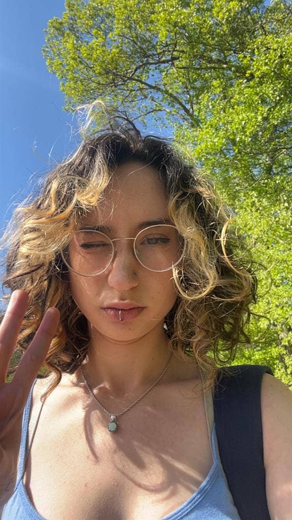 20 y/o female roommate!