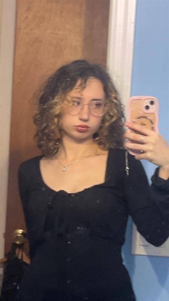 20 y/o female roommate!