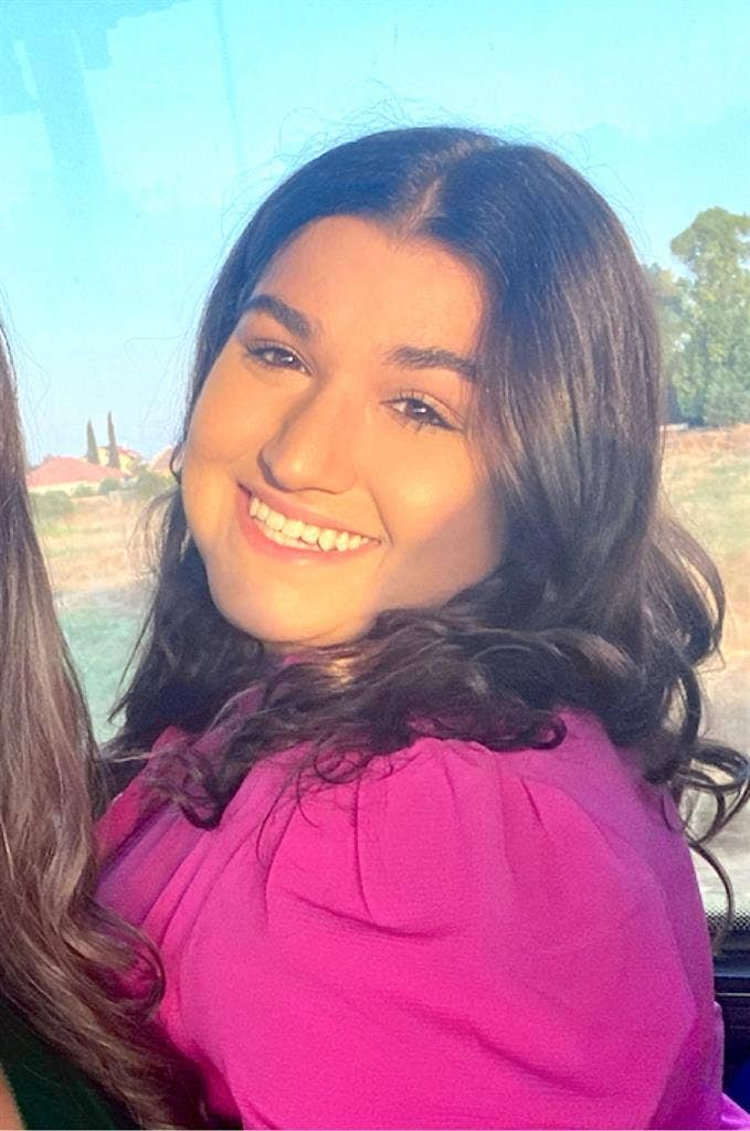 Student in search for apt Hempstead