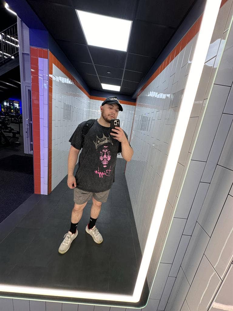 Looking for a roommate!