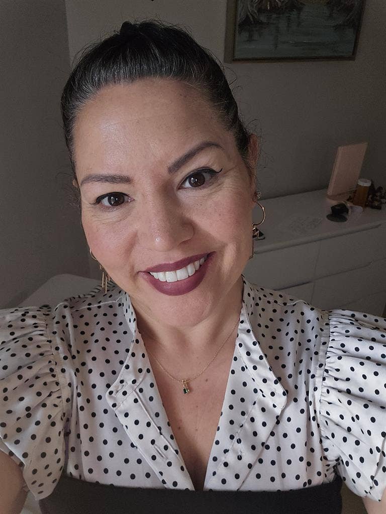 Christian female seeking roommate