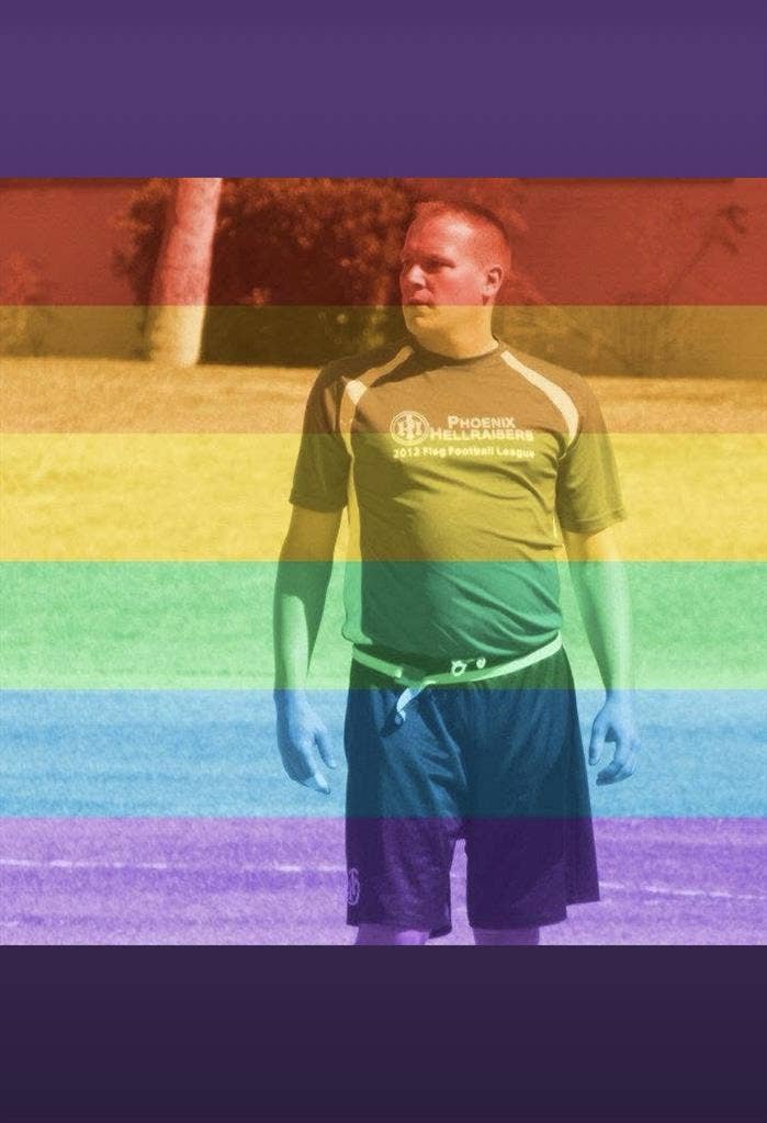 Gay Couple Looking to Rent a Room