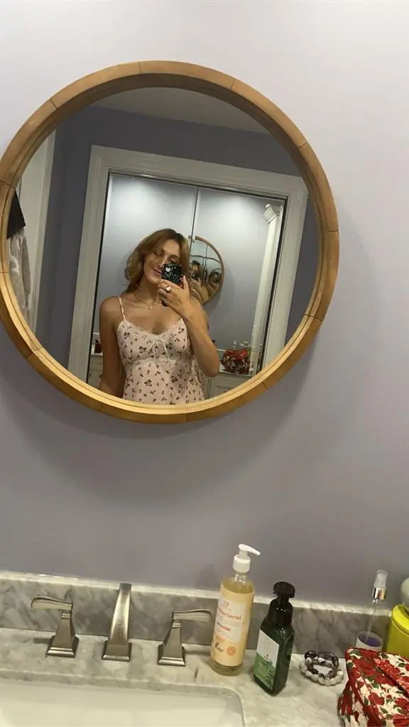 Seeking a private room/roommatee