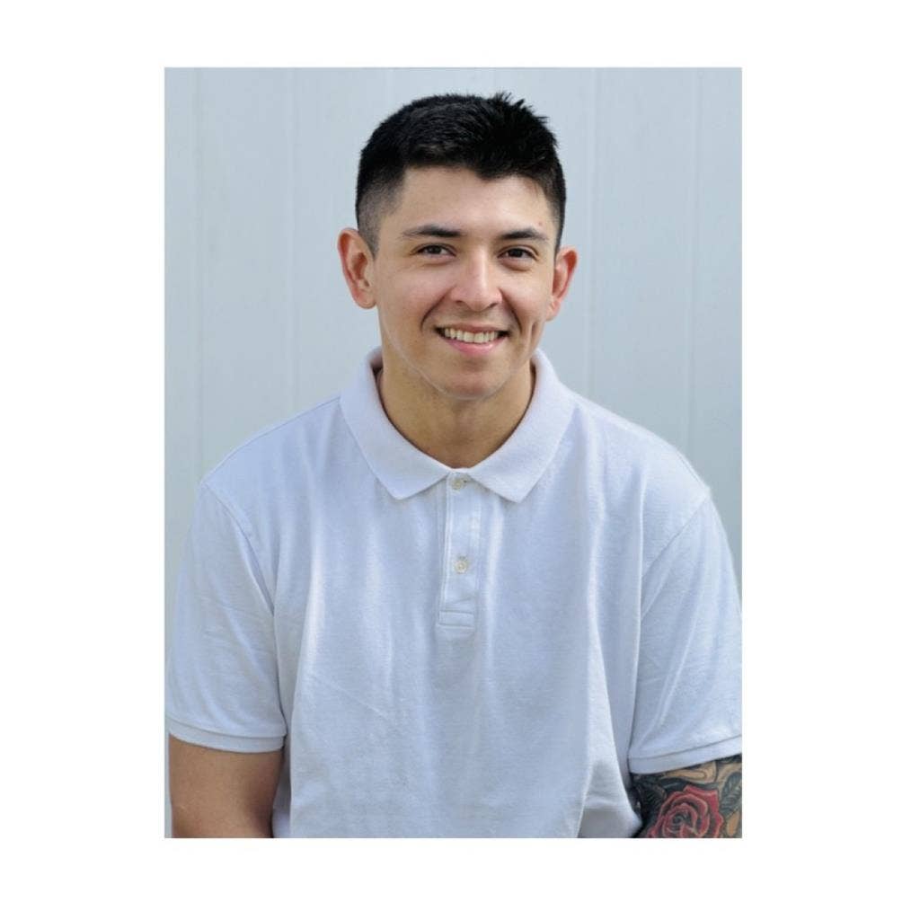 Looking for an apartment/roomate