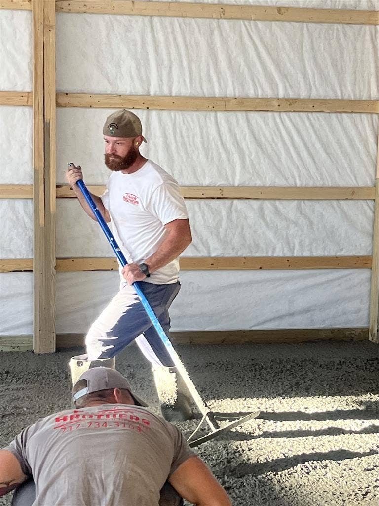 ISO private bed/bath Mechanicsburg