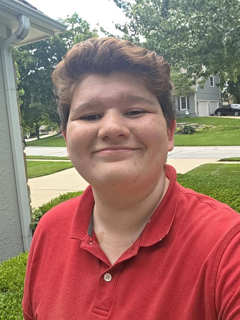 Looking for cheap room August