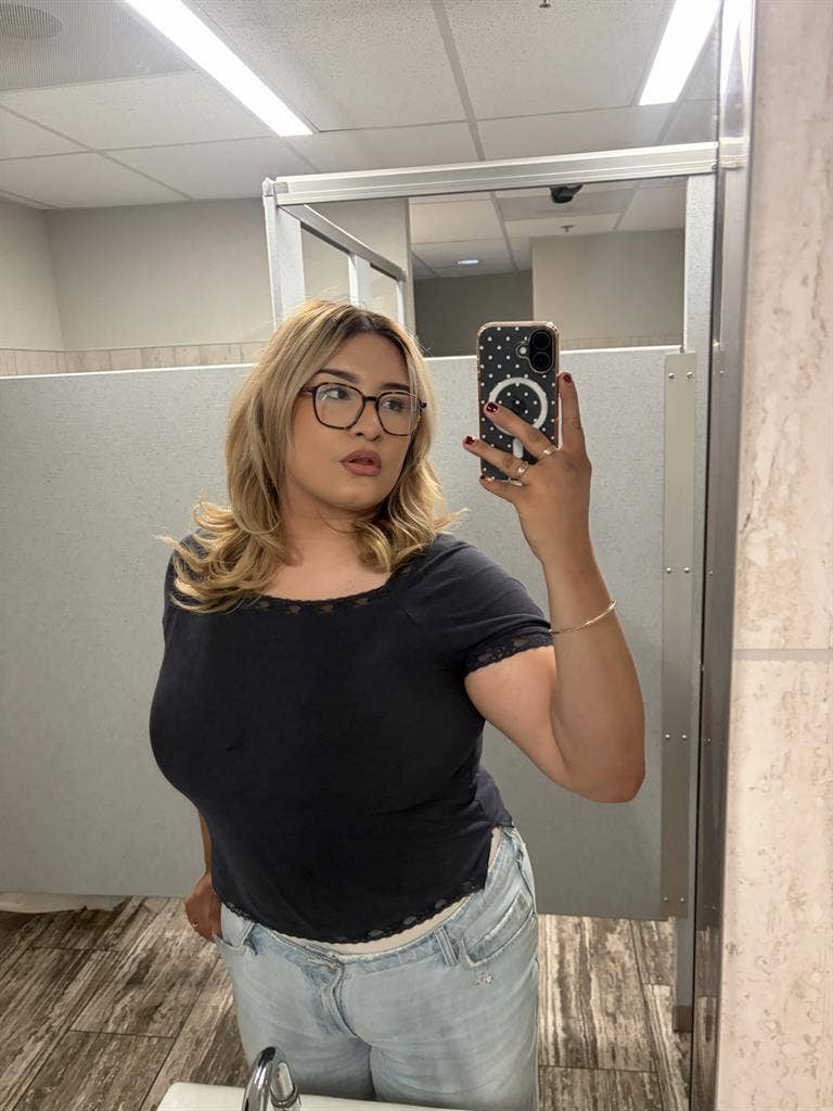 24F looking to rent a room!