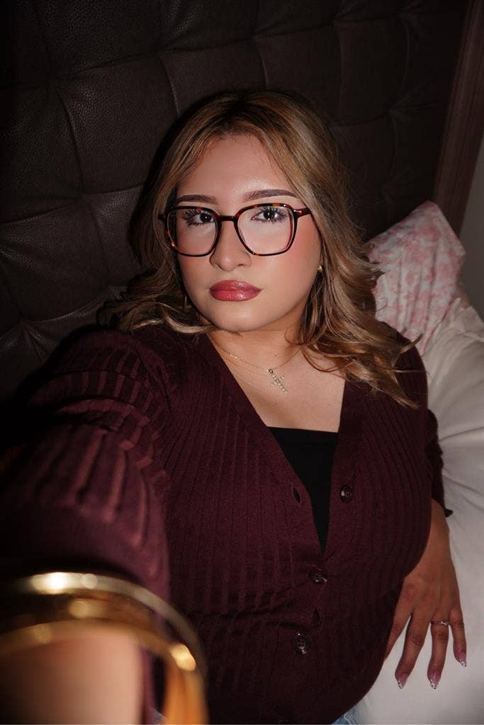 24F looking to rent a room!