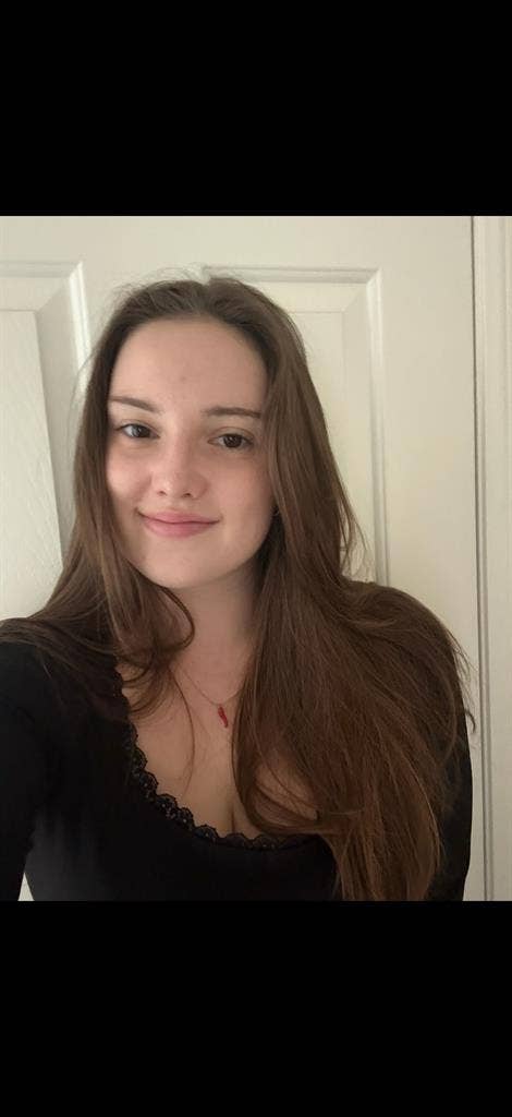 Female 24 looking for room