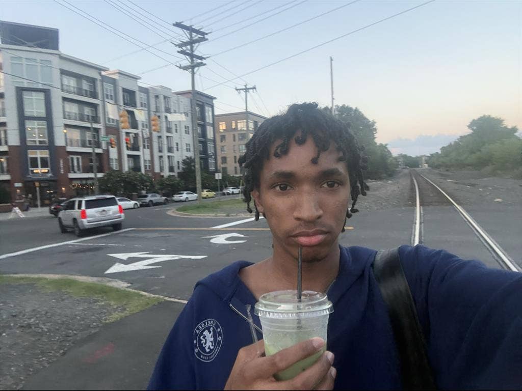 20 year old looking for place
