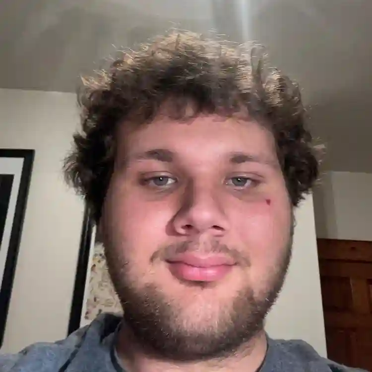 I am looking to be a roommate