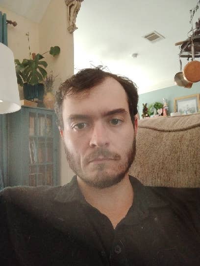 Hi