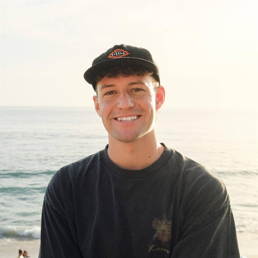 Active Recent Grad Moving to SD
