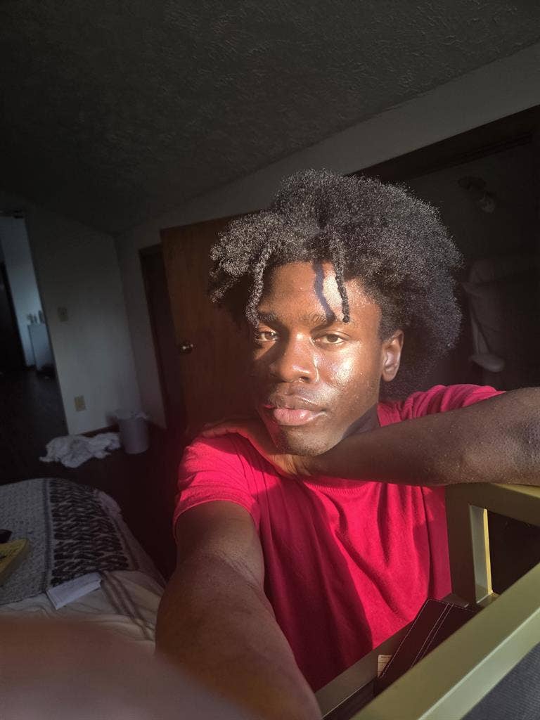 Urgently need a room or roommate