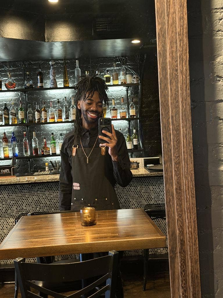 Looking for a roommate