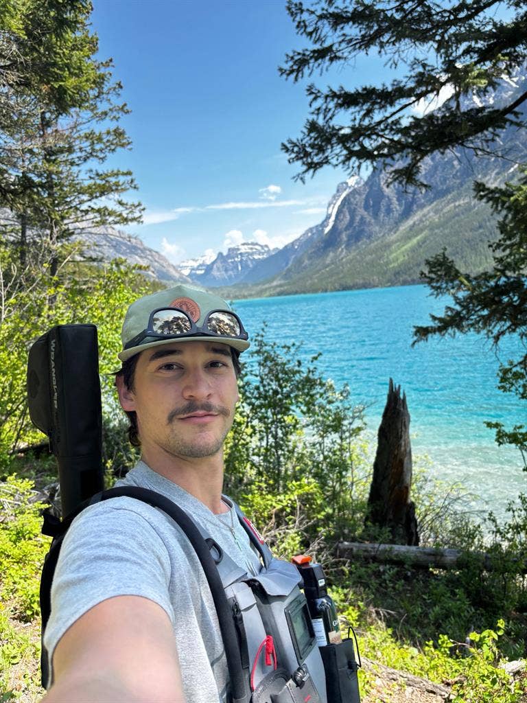 Need a roommate to split rent